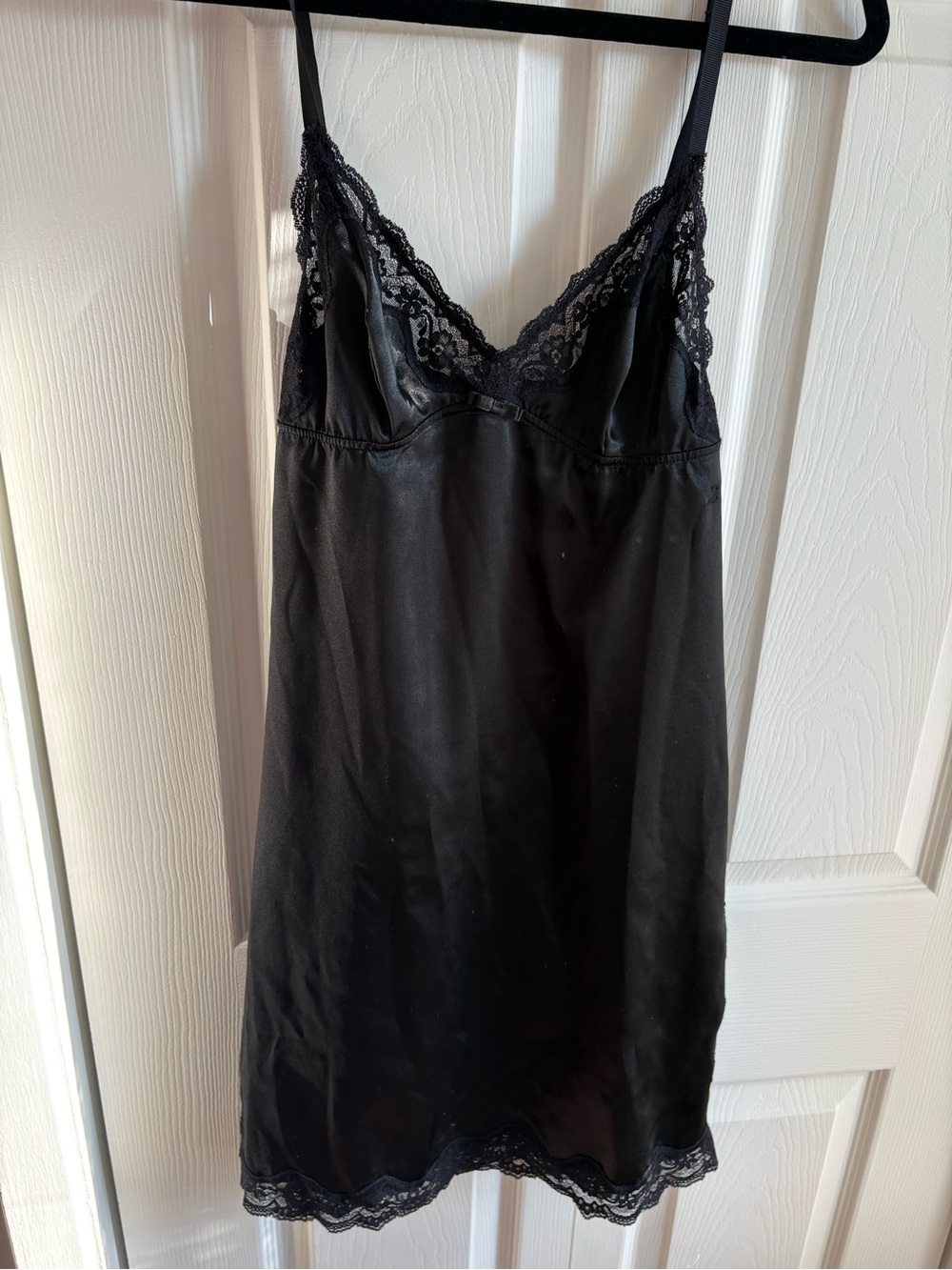La SENZA Black Lace-Trim Slip Chemise
